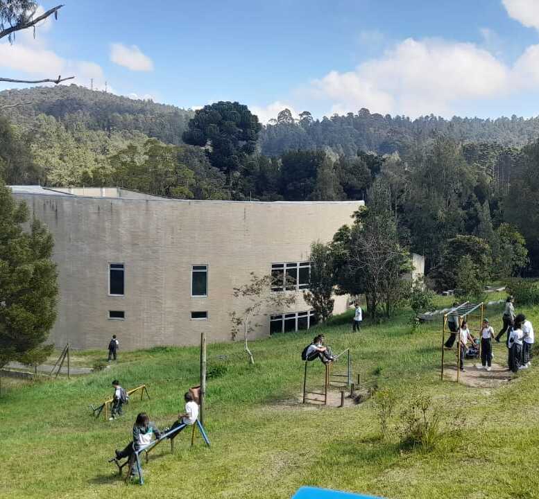 FotoContactenos