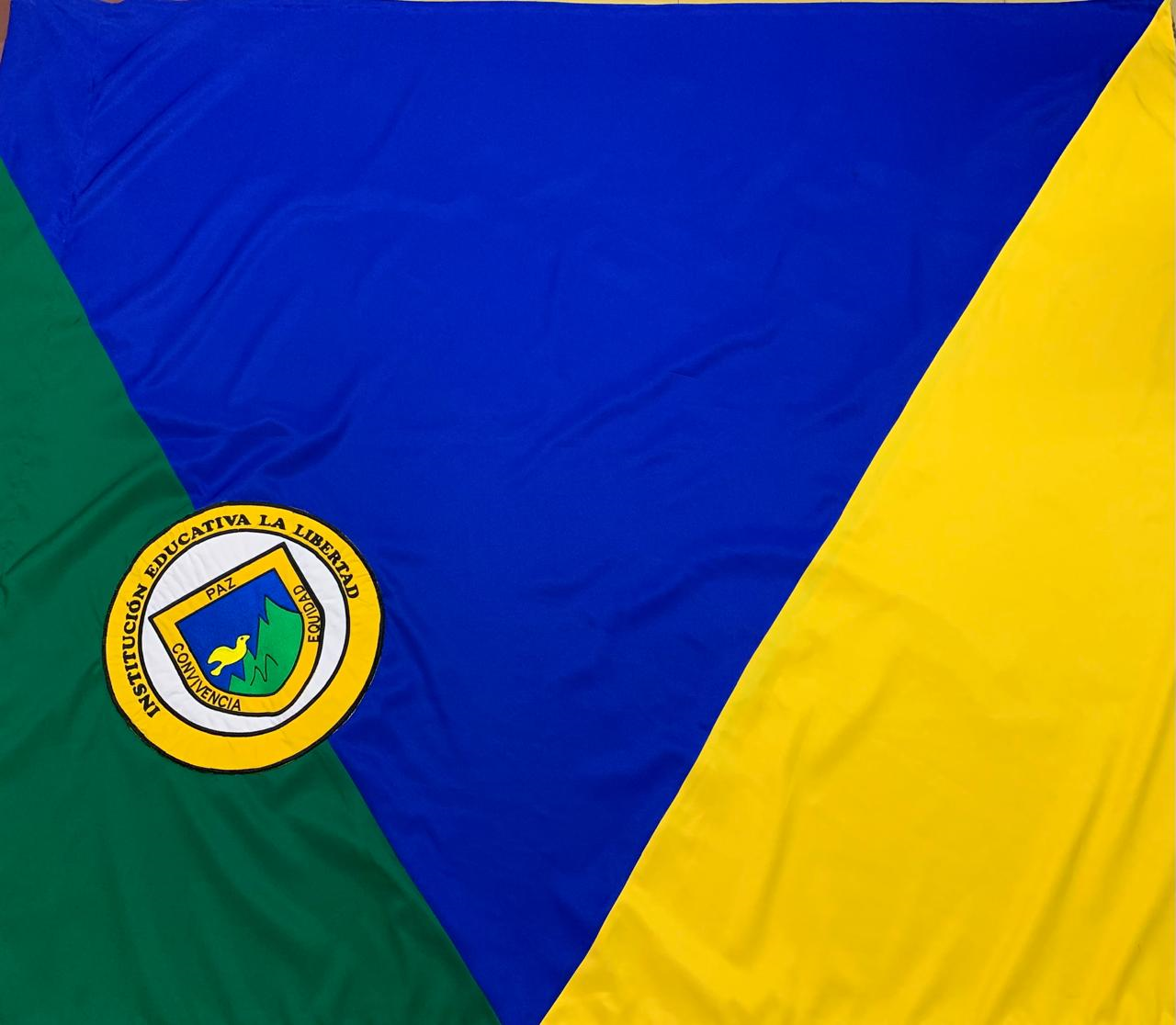 Bandera IE La Libertad
